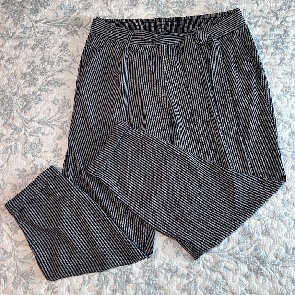 Torrid Black and White Women’s Striped Dress Pants OX